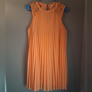 Entro Orange Pleated Dress With Lace Detail Size Large